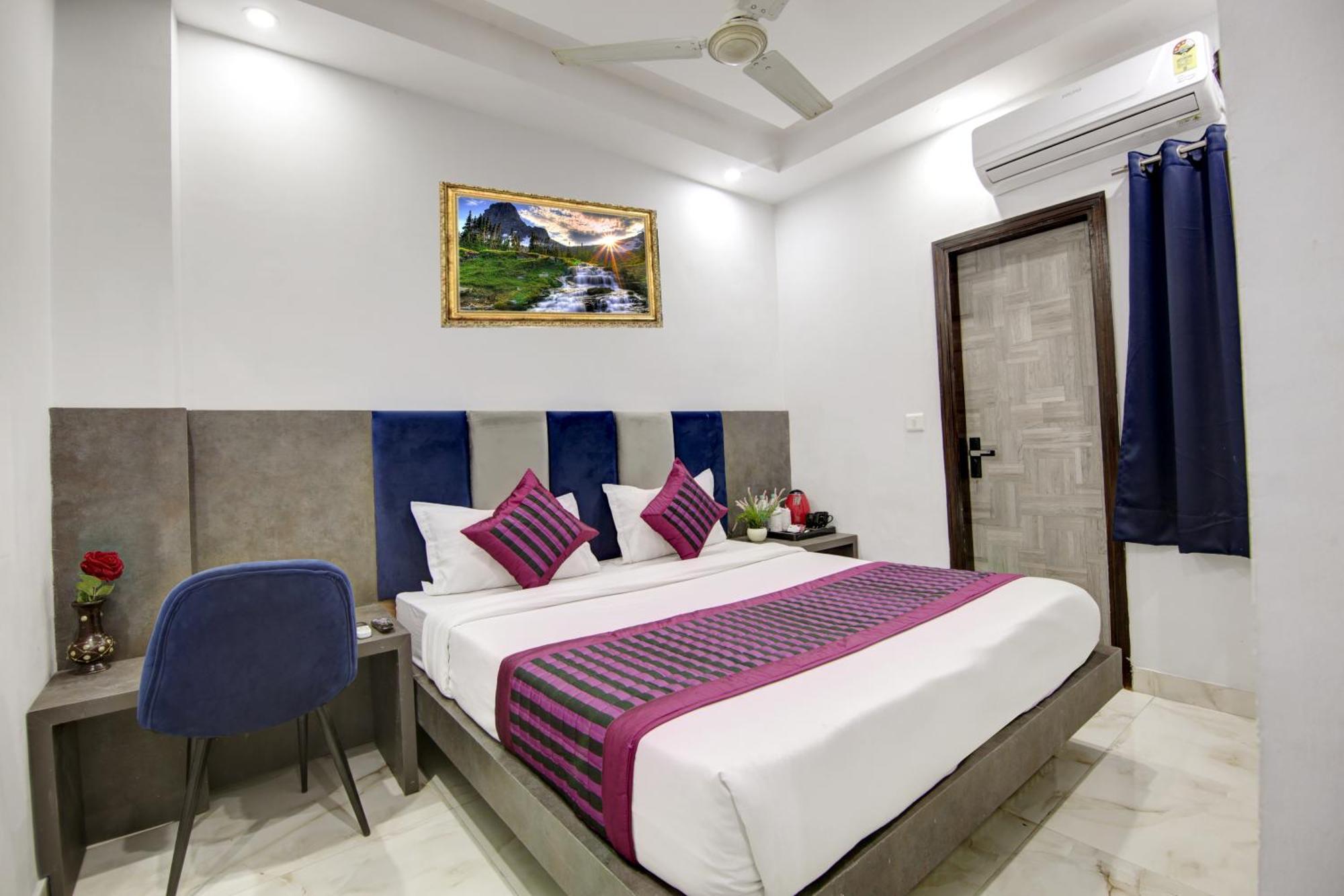 Hotel S B Inn - Near New Delhi Railway Station Paharganj Zewnętrze zdjęcie