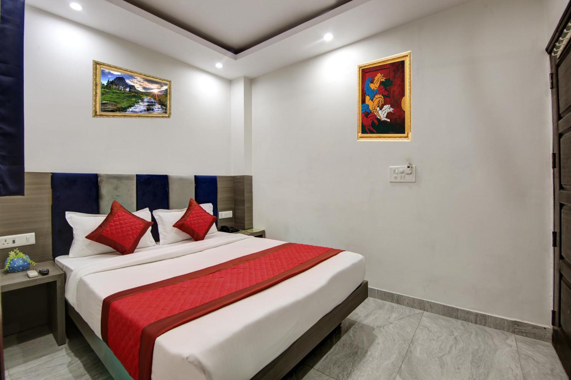 Hotel S B Inn - Near New Delhi Railway Station Paharganj Zewnętrze zdjęcie